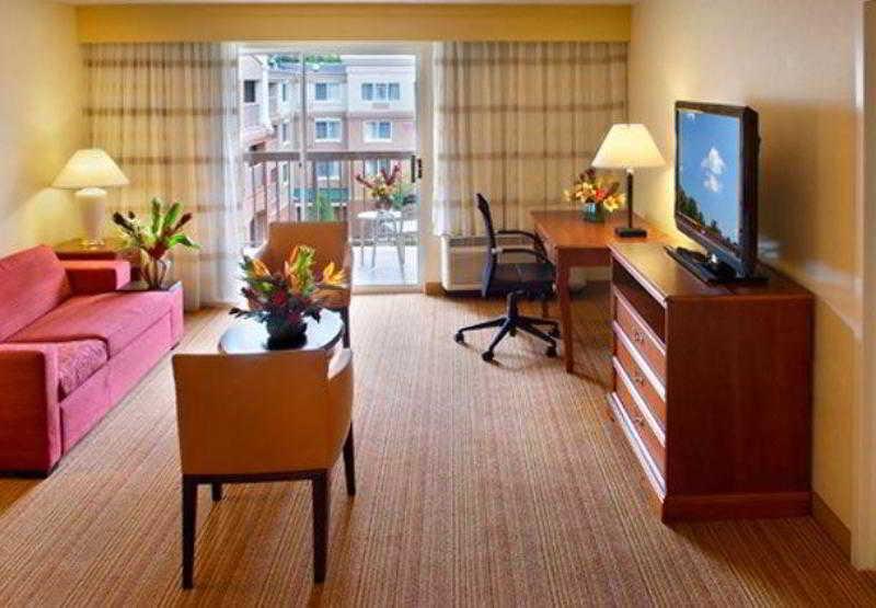 Courtyard By Marriott Basking Ridge Rom bilde
